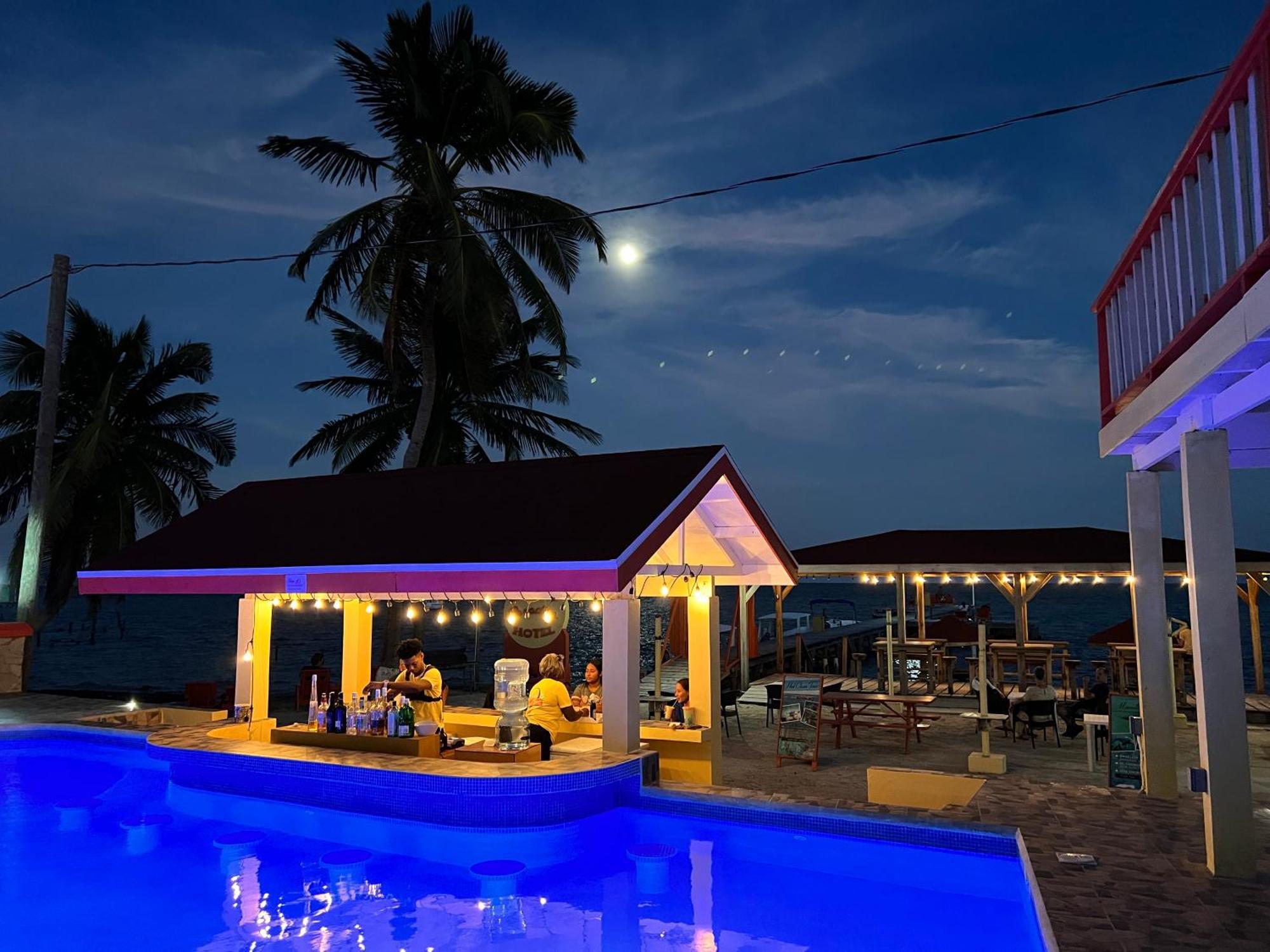 Tropical Paradise Caye Caulker Luaran gambar